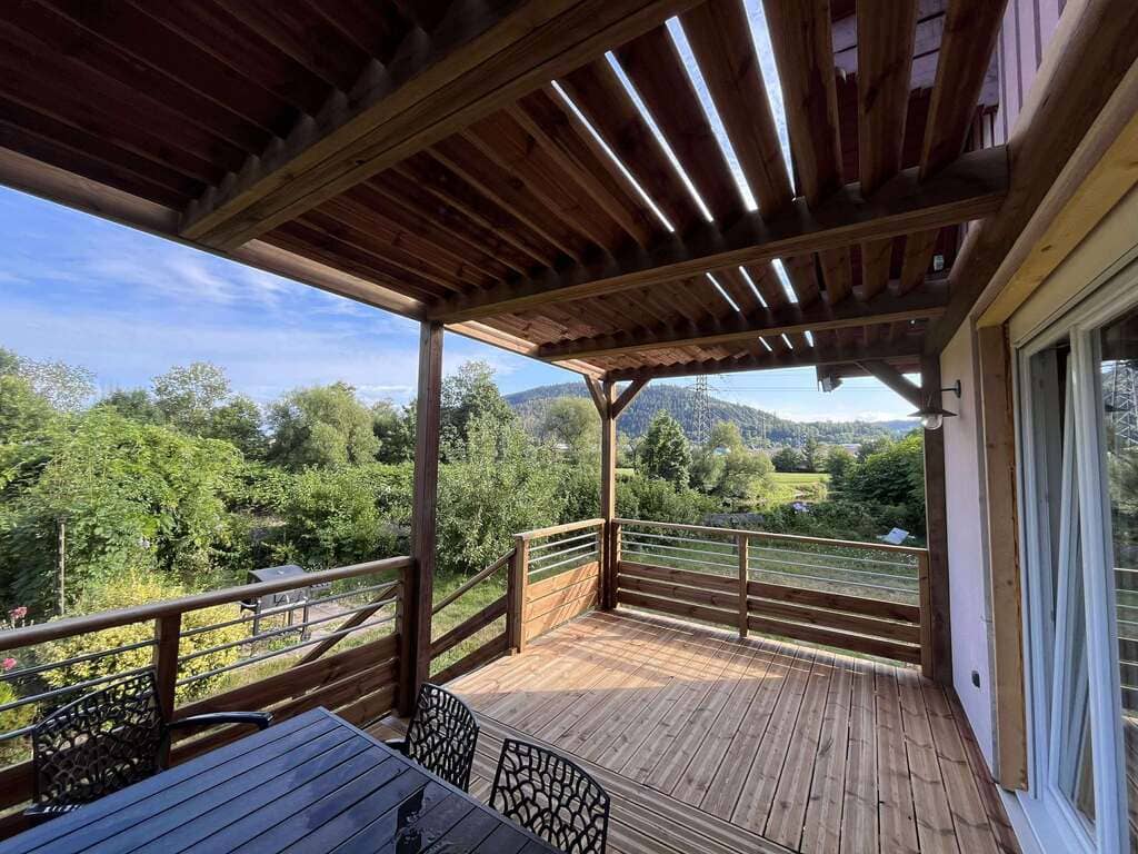 Terrasse bois moderne sur pilotis